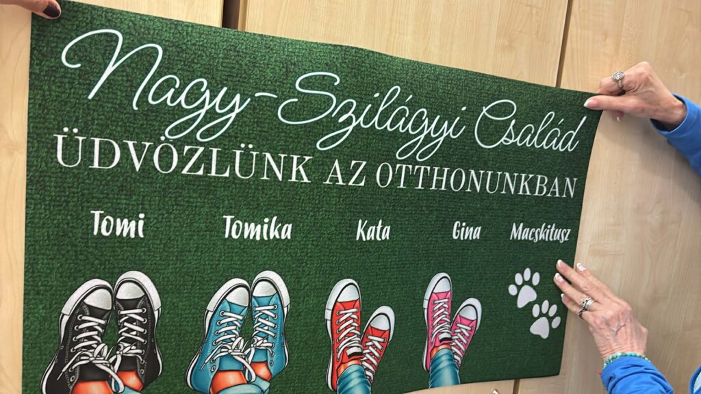 Image #1 from Georgina